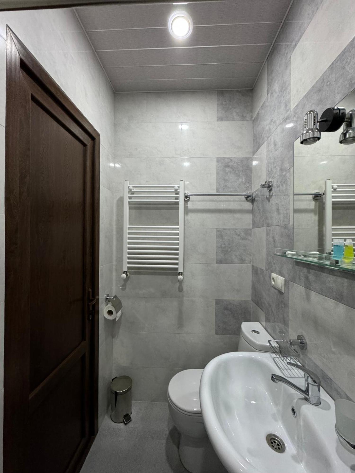 Guest House Tmt 西格纳吉 外观 照片