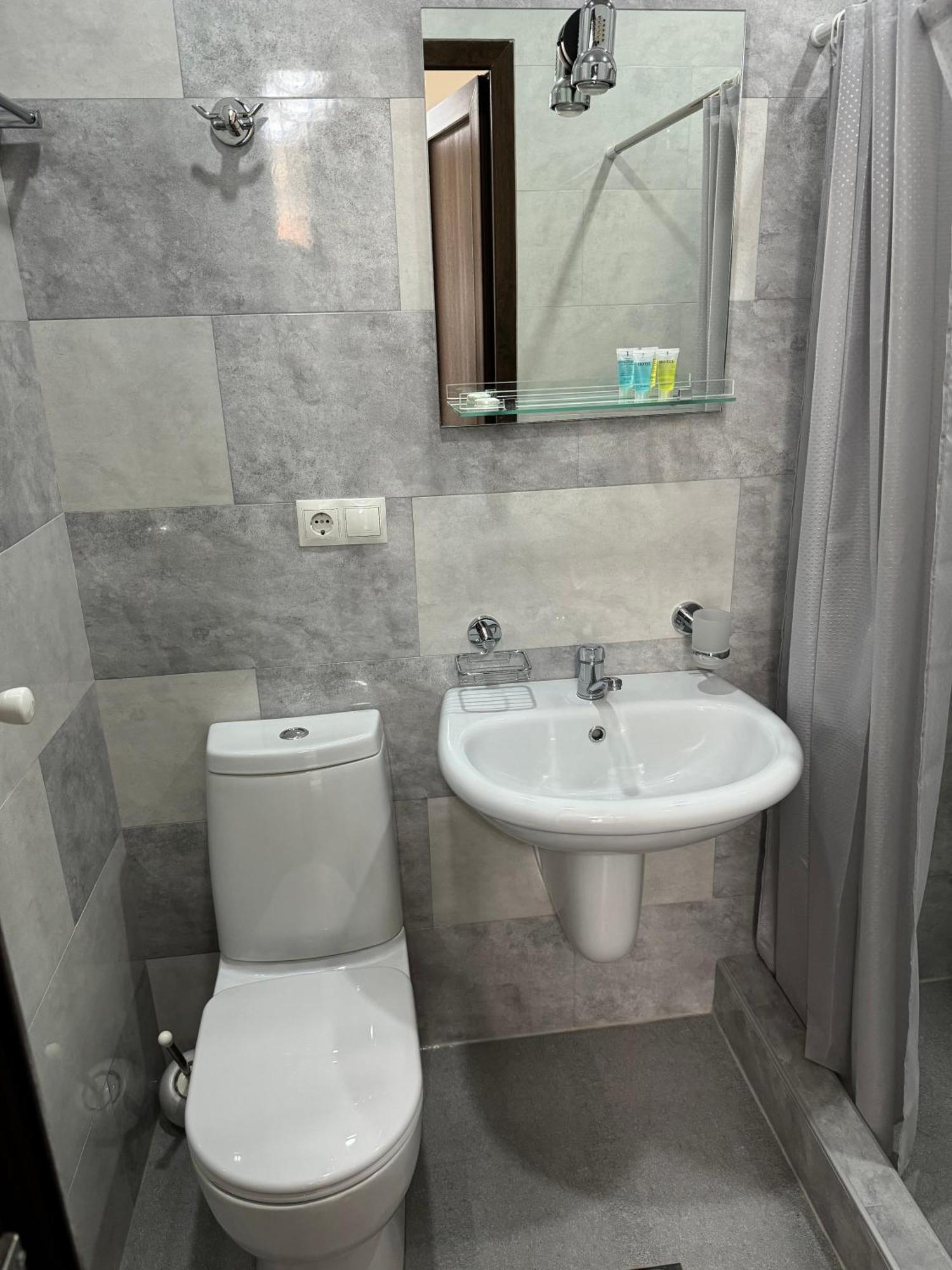 Guest House Tmt 西格纳吉 外观 照片