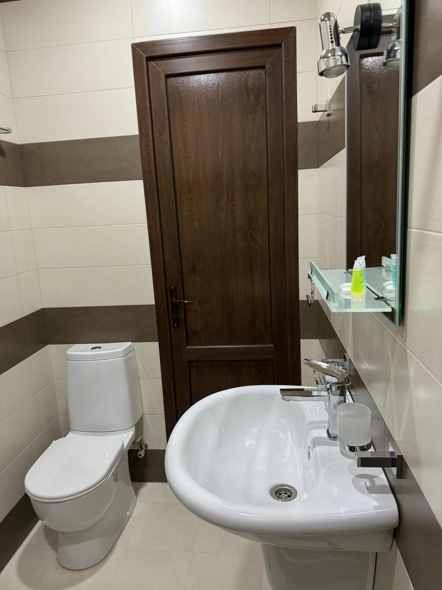 Guest House Tmt 西格纳吉 外观 照片