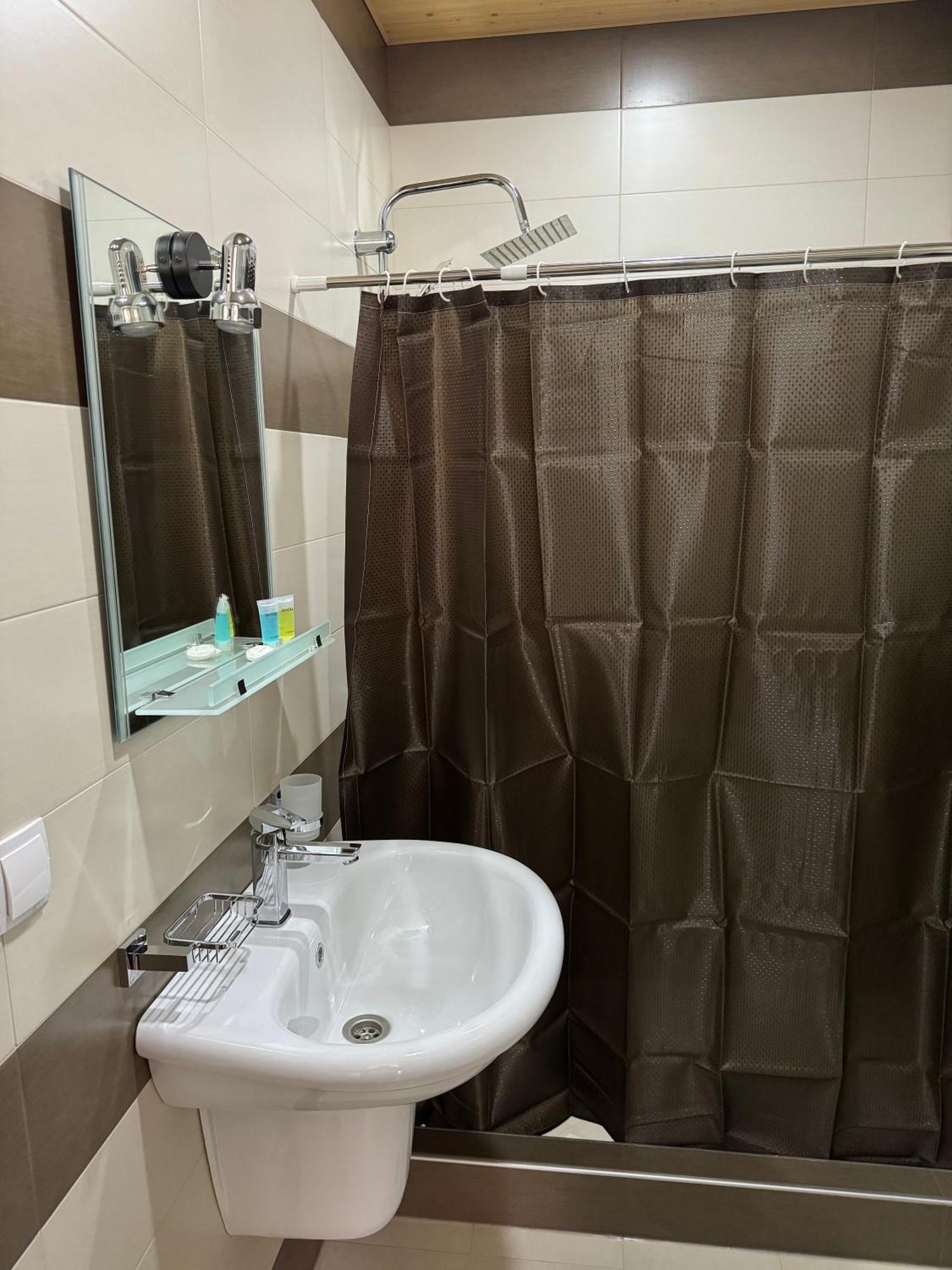Guest House Tmt 西格纳吉 外观 照片